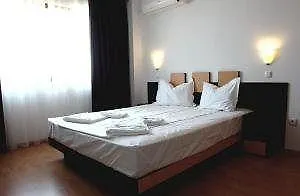 Отель Arion