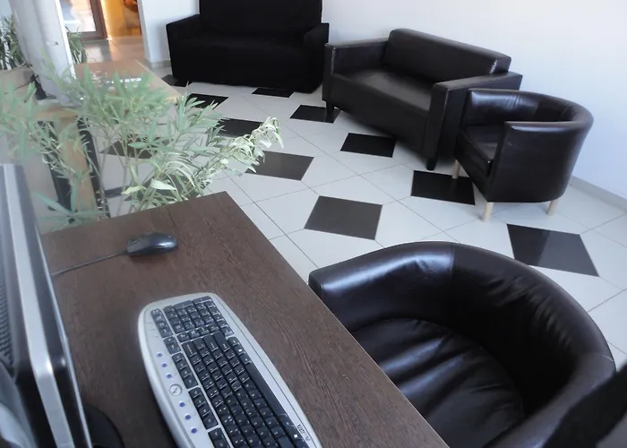 アリオン ホテル 3*